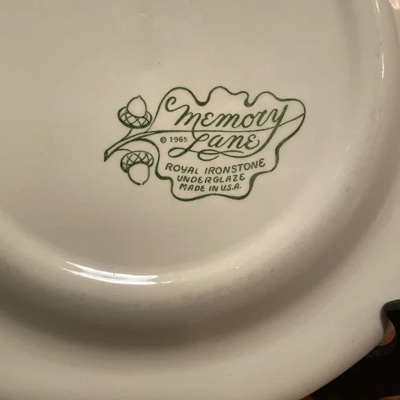 Circa 1965 Ted Transferware Plate - Picture 5 of 5